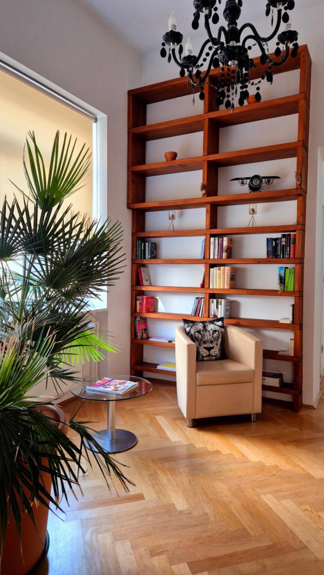 וינה Sunny And Spacious Apartment Near City Centre מראה חיצוני תמונה